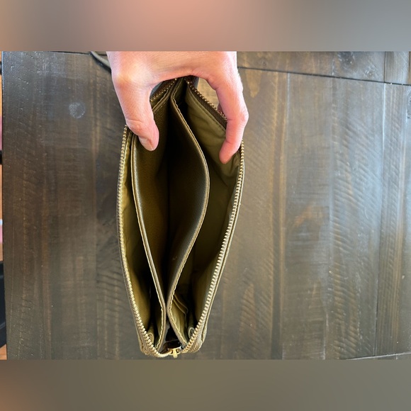 Freshly Picked classic zip pouch in olive green - Picture 4 of 7